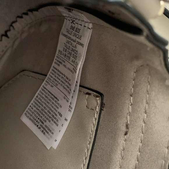 Gap Grey Saddle Stitch Crossbody Bag - Picture 8 of 9